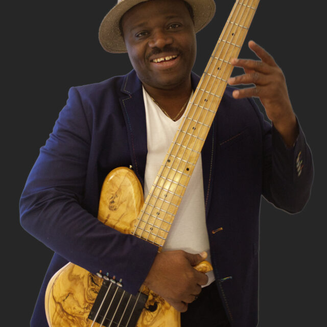 Schwarzweisses Porträt von Arcadius Didavi